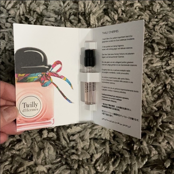 Bundle - Picture 3 of 5